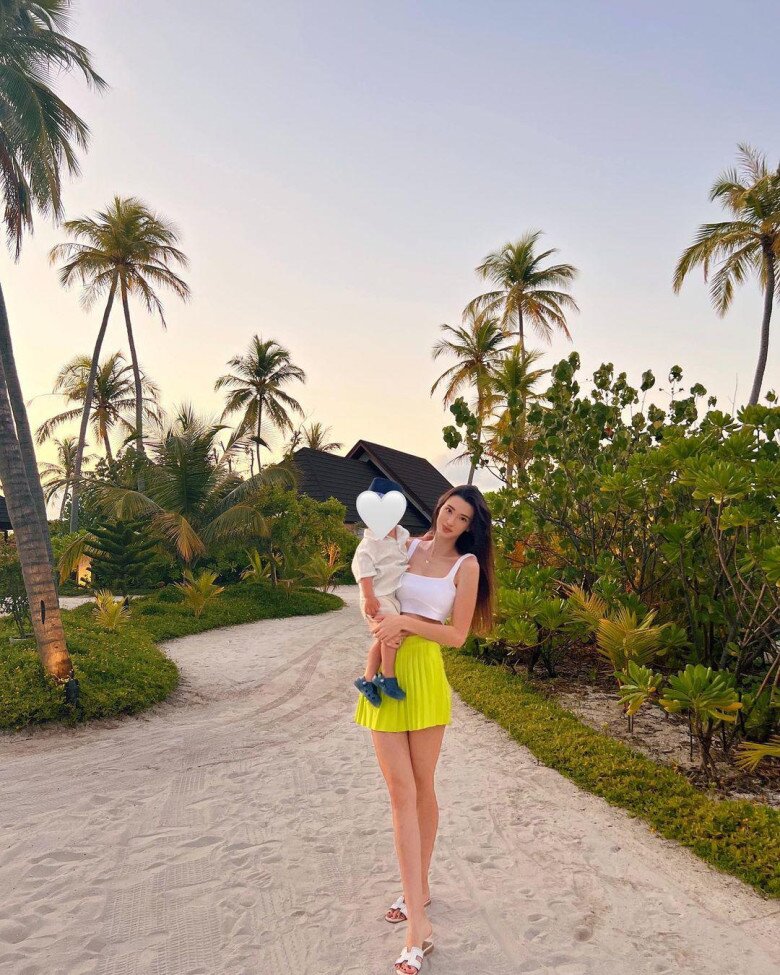 Ly hôn chồng doanh nhân, “Hoa hậu bóng chuyền” làm mẹ đơn thân, vóc dáng đẹp nõn nà - 2