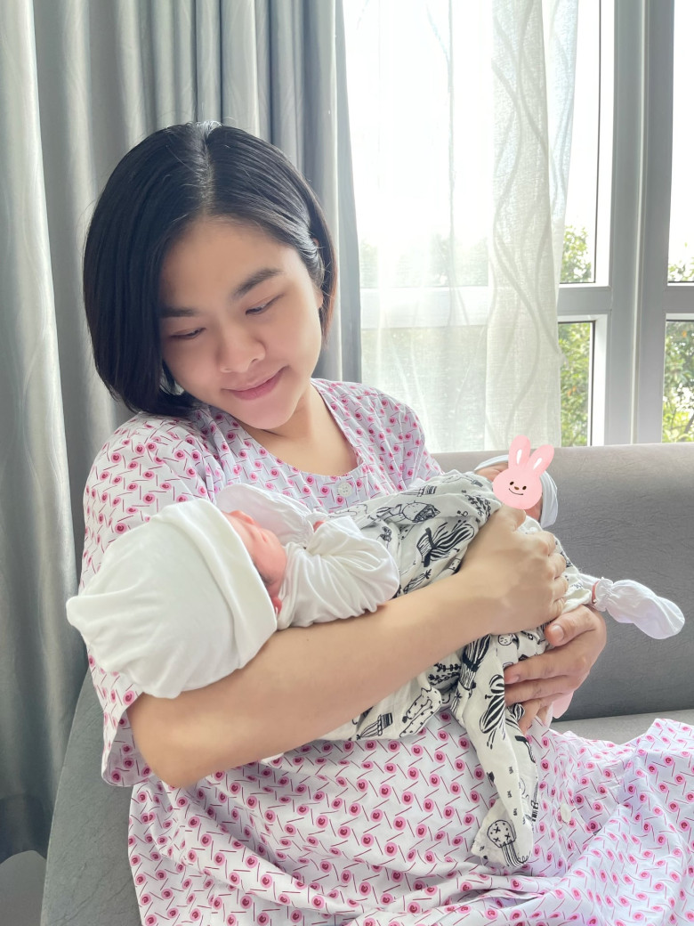 Mang thai 3 lần đều nghén nặng, Vân Trang nói điều bất ngờ về chuyện sinh thêm con - 4