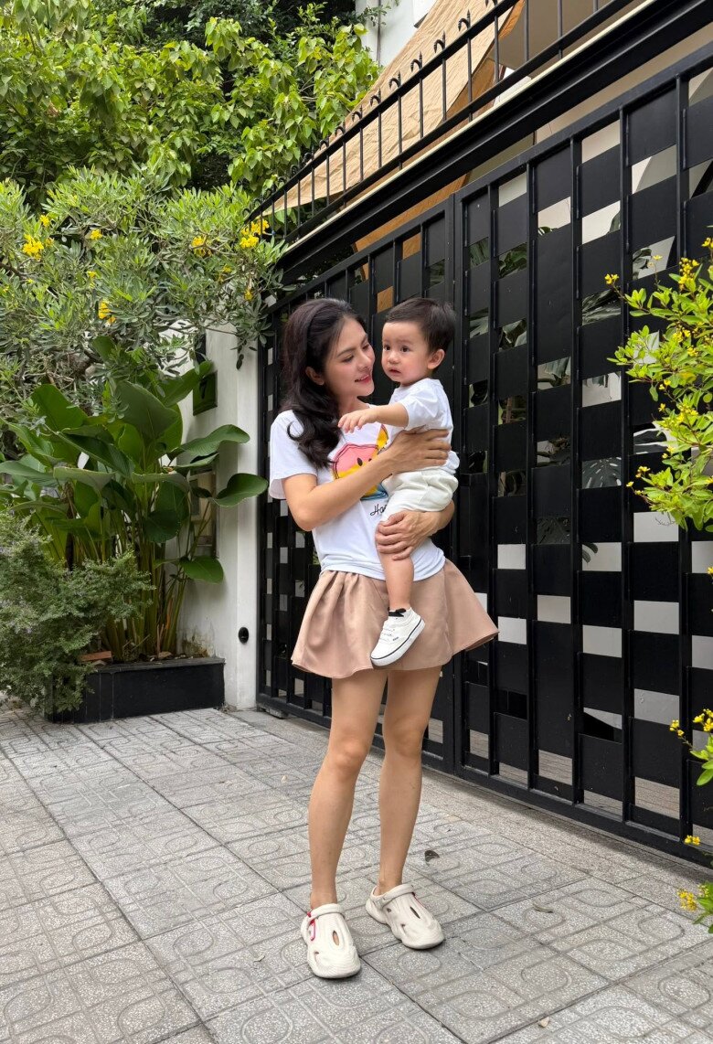 Mang thai 3 lần đều nghén nặng, Vân Trang nói điều bất ngờ về chuyện sinh thêm con - 8