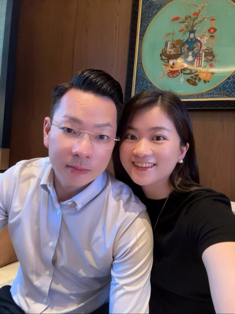 Người đẹp nổi tiếng MXH 10 năm đẻ sòn sòn 6 con, nhà thuê 5 người giúp việc, làm mẹ sướng trong lâu đài nguy nga - 2