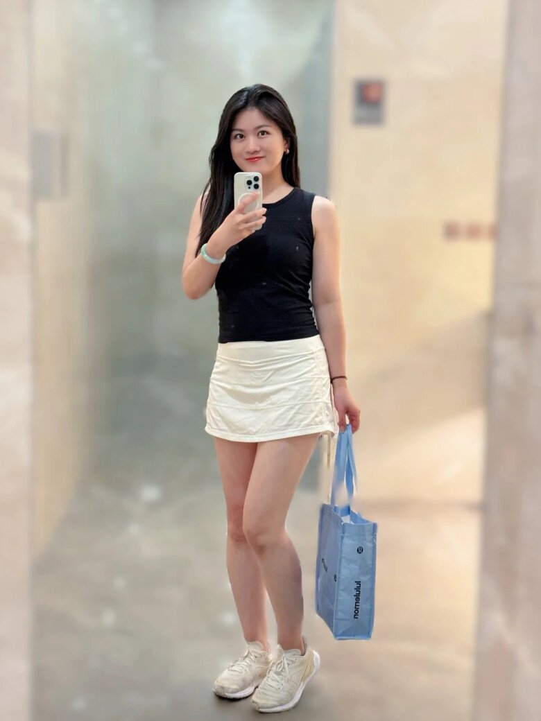 Người đẹp nổi tiếng MXH 10 năm đẻ sòn sòn 6 con, nhà thuê 5 người giúp việc, làm mẹ sướng trong lâu đài nguy nga - 7