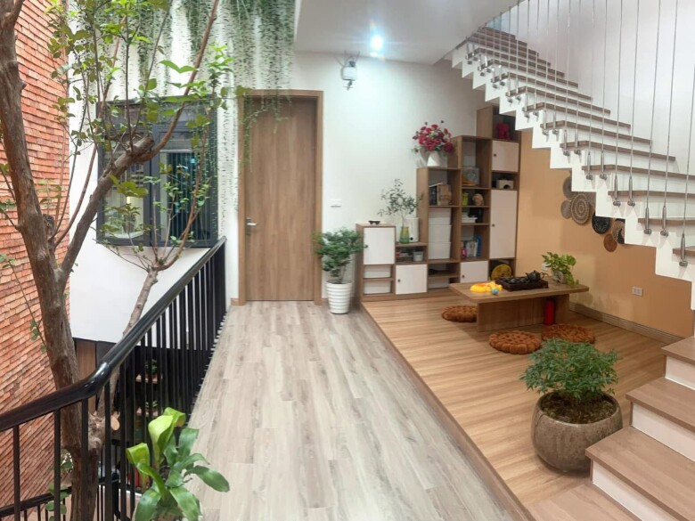 Cặp vợ chồng U40 Phú Thọ làm nhiều công việc, kiếm tiền xây căn nhà 2 tầng phủ đầy cây xanh, đẹp mát mắt - 6