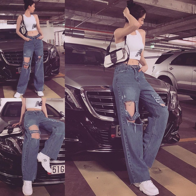 Bên cạnh dáng quần trơn, cô cũng không bỏ qua những mẫu jeans rách phá cách.
