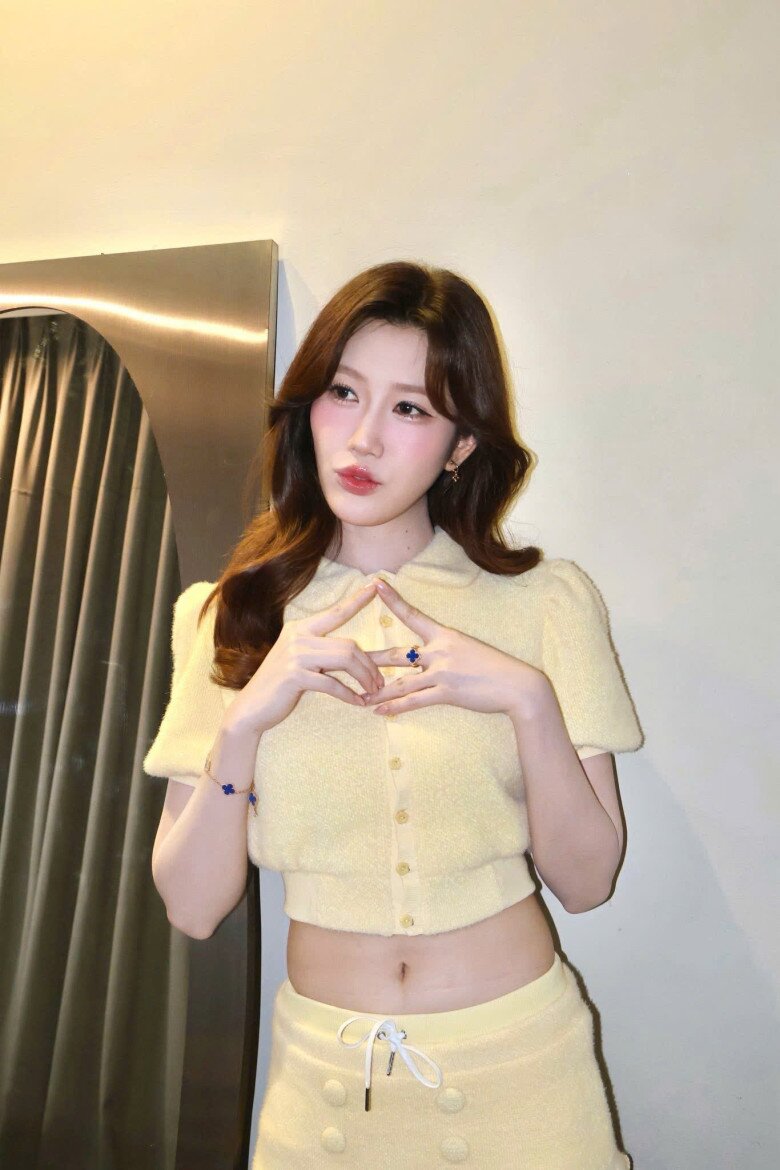 Nhan sắc ngọt ngào của Thúy Ngân. 