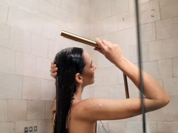 Đẹp - 90% chị em không biết: 4 nguyên liệu quen thuộc là trợ thủ giúp tóc bóng mượt, giảm gãy rụng khi gội đầu