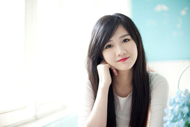 Kiều Trinh cũng sinh năm 1994. Cô đến từ TP. Hồ Chí Minh. 
