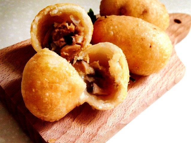 Bánh rán mặn nóng hổi cả nhà mê - Bếp Eva