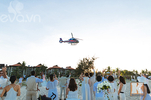 Siêu mẫu Hà Anh dùng máy bay trực thăng tới đám cưới - 13