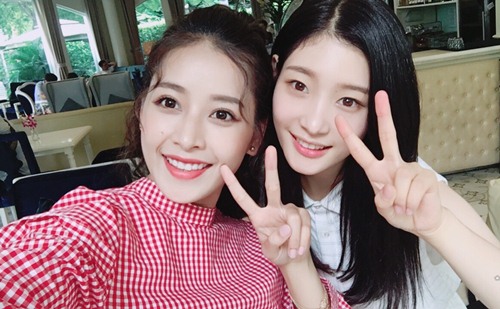 Báo Hàn ca ngợi nhan sắc Chi Pu và Chae Yeon tại Việt Nam - 2