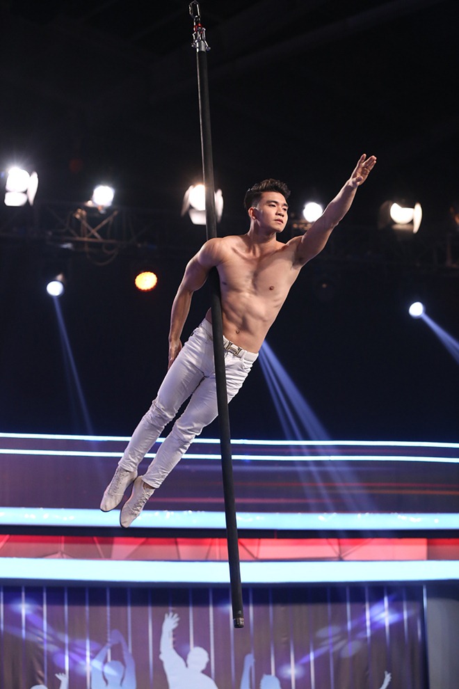 Người bí ẩn 2017 tập cuối: Diễm My xin phép amp;#34;ông xãamp;#34; Hứa Vĩ Văn được amp;#34;sờ múiamp;#34; trai đẹp - 4