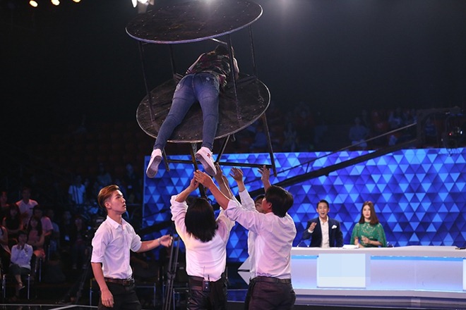 Người bí ẩn 2017 tập cuối: Diễm My xin phép amp;#34;ông xãamp;#34; Hứa Vĩ Văn được amp;#34;sờ múiamp;#34; trai đẹp - 12