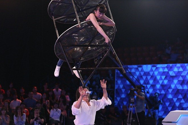 Người bí ẩn 2017 tập cuối: Diễm My xin phép amp;#34;ông xãamp;#34; Hứa Vĩ Văn được amp;#34;sờ múiamp;#34; trai đẹp - 13