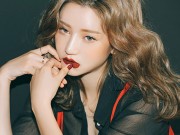 Làm đẹp - Hè về, các hotgirl Việt vẫn mê mẩn son đỏ trầm