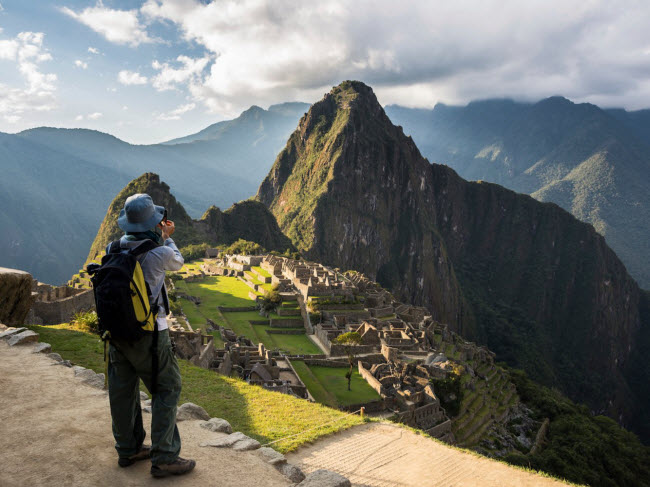 Machu Picchu, Peru: Phong cảnh tuyệt đẹp tại khu di tích Machu Picchu trên núi Andes sẽ giúp bạn nhanh chóng quên đi những chuyện buồn trong cuộc tình của mình. Nếu chưa đủ, bạn có thể tham gia tour đi bộ kéo dài nhiều ngày để tìm hiểu về lịch sử của người Inca.
