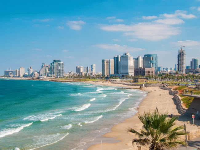 Tel Aviv, Israel: thành phố này được bình chọn là một trong những điểm du lịch hấp dẫn nhất với đàn ông độc thân. Bạn có thể tắm nắng trên bãi biển, tập thể hình tại những địa điểm ngoài trời và trải nghiệm cuộc sống đêm sôi động tại hộp đêm nổi tiếng như The Block.
