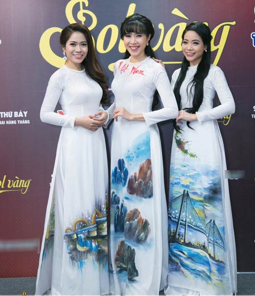 Vắng người yêu hot girl, Hồ Việt Trung tình tứ với Uyên Trang - 7