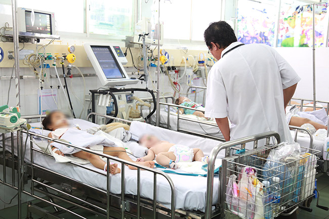 Báo động trẻ mắc viêm não Nhật Bản tăng vọt, bác sĩ khuyên cha mẹ cần làm ngay điều này - 1