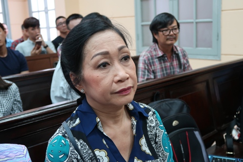 Diễn viên Ngọc Trinh amp;#34;nín thởamp;#34; nghe VKS đề nghị - 3