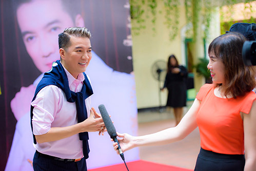 Không được mời hát, Hồng Ngọc vẫn lặn lội từ Mỹ về ủng hộ Đàm Vĩnh Hưng - 5