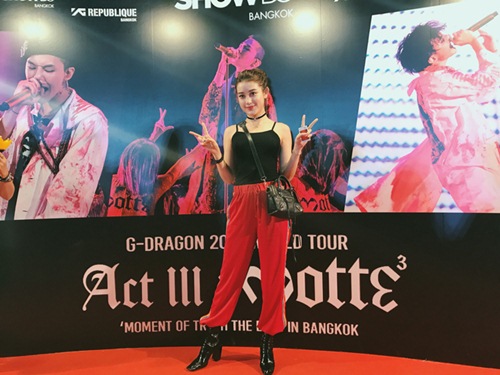 Ồn ào với nghệ sĩ Trung Dân tạm lắng, Hương Giang Idol sang Thái xem show diễn G-Dragon - 6