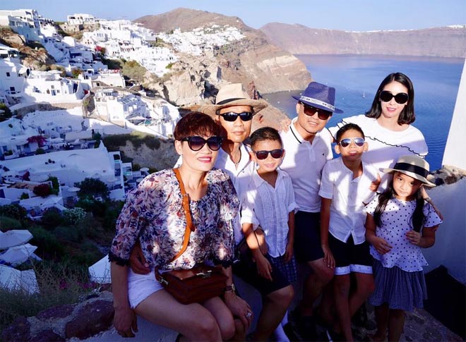 Sao Việt 24h qua: Hoài Linh tỏ thái độ thế nào khi bị chê không biết gì về bolero? - 9