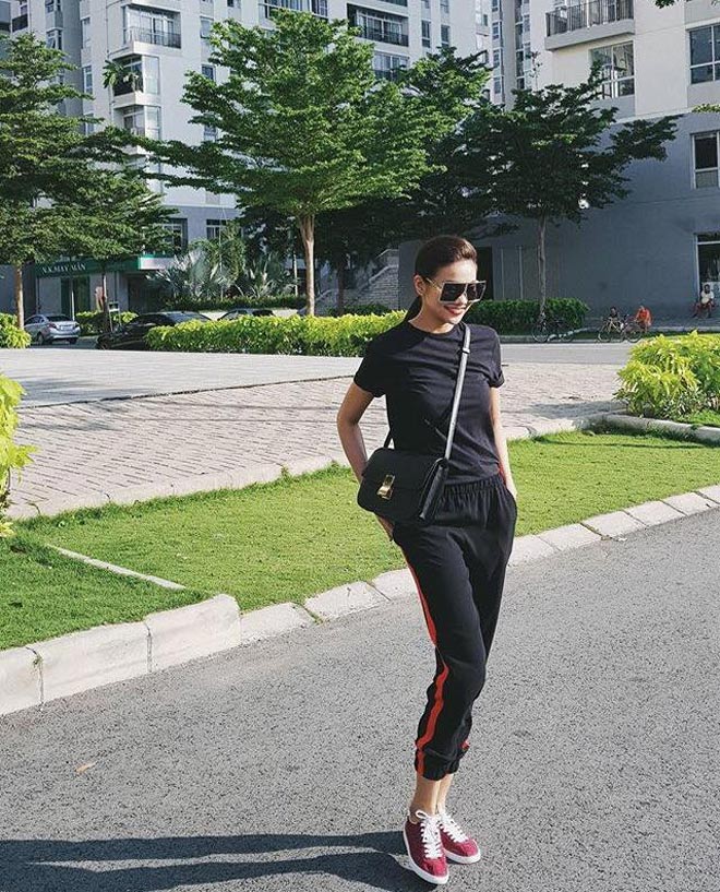 Sao Việt 24h qua: Hoài Linh tỏ thái độ thế nào khi bị chê không biết gì về bolero? - 11