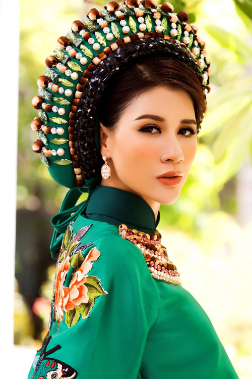 Trang Trần khoe vẻ đẹp amp;#34;quyền quýamp;#34; sau khi bị Nghệ sĩ Xuân Hương khởi kiện - 4