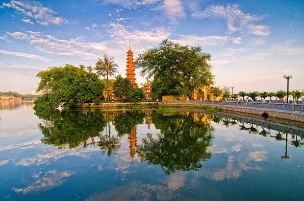 Báo nước ngoài so sánh vẻ đẹp Hà Nội – TP Hồ Chí Minh - 2