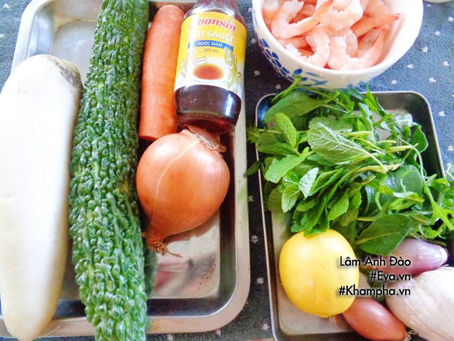 Trổ tài làm nộm mướp đắng chua ngọt thanh mát mùa hè - 1