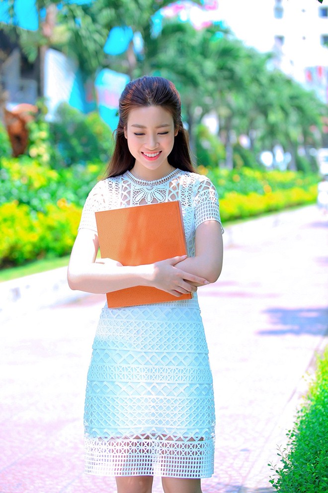 Vừa thông minh sắc sảo, 10 Hoa hậu này còn gây nức lòng vì trình tiếng Anh amp;#34;siêu đỉnhamp;#34; - 6