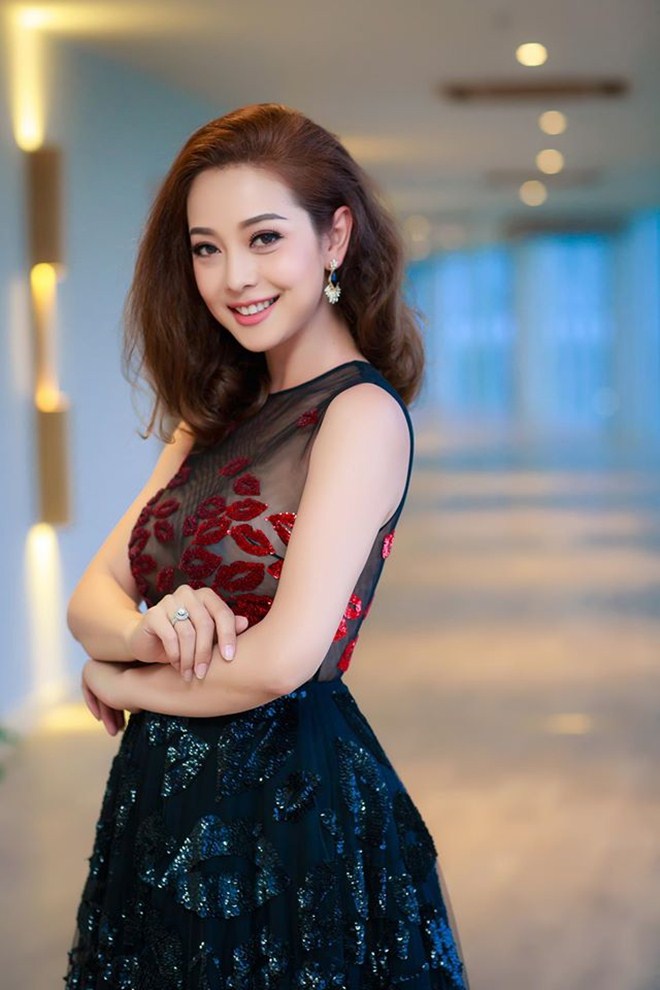 Vừa thông minh sắc sảo, 10 Hoa hậu này còn gây nức lòng vì trình tiếng Anh amp;#34;siêu đỉnhamp;#34; - 8