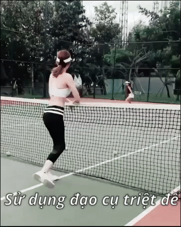 Ngọc Trinh lắc mông, tạo dáng amp;#34;điên đảoamp;#34; trên sân tennis khiến fan cười đau bụng - 13