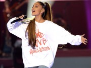 Làng sao - Sau vụ khủng bố tại Anh, Ariana Grande lấy lại tinh thần, tiếp tục tour diễn tới Việt Nam