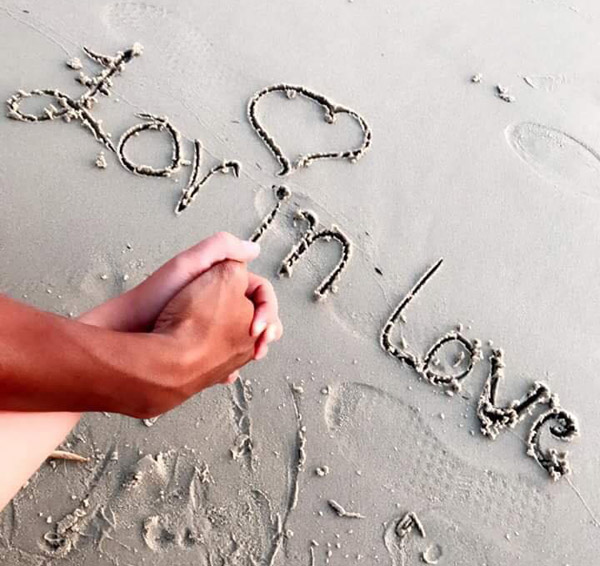 Ai mà tin nổi chàng trai xấu xí lại amp;#34;cưa đổamp;#34; cô gái 18 tuổi xinh như hot girl thế này - 5