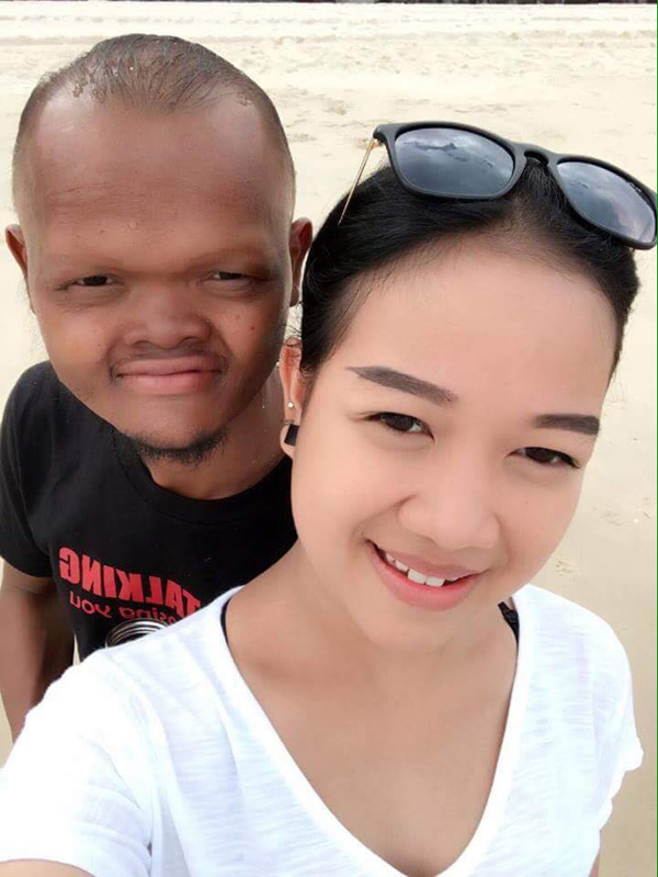 Ai mà tin nổi chàng trai xấu xí lại amp;#34;cưa đổamp;#34; cô gái 18 tuổi xinh như hot girl thế này - 8