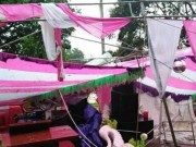 Tin tức - Đám cưới ngày cơn bão số 2 đổ bộ: Méo mặt vì gió quật tung hết cả rạp