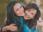 Làng sao - Giữa ồn ào của Next Top, Võ Hoàng Yến ôm chặt bạn thân người Indonesia