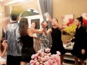 Làng sao - TV Show: Thí sinh Next Top Model hắt nước vào mặt nhau, cô bé khiếm thị "quẩy" tung sân khấu