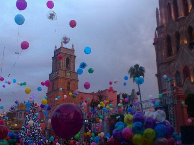 Thành phố San Miguel de Allende cũng có nhiều lễ hội để du khách trải nghiệm.
