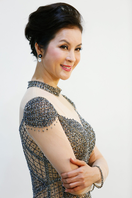 Thời nghèo khó, ngồi xe 20 tiếng đồng hồ, Hồ Việt Trung chỉ nhận được cát sê 300 ngàn - 14