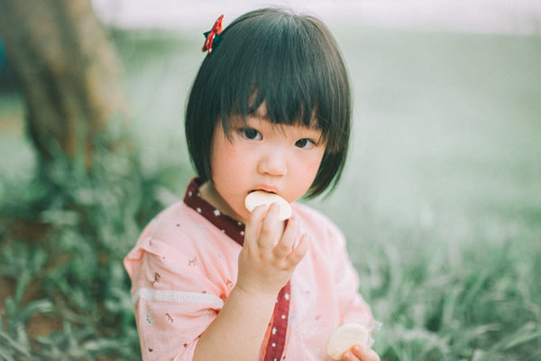 Bé gái Việt có cặp má phúng phính khiến nhiều người lầm tưởng là người Nhật - 14