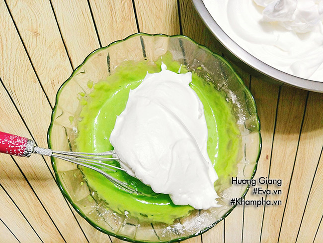 Bánh chiffon lá dứa mềm thơm, nhìn đã thấy mát mắt - 6