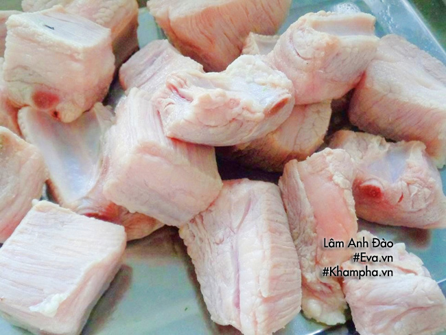 Vào bếp trổ tài nấu canh sườn chua ngọt đậm đà, đưa cơm - 2