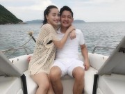 Làng sao - Hải Băng khoe eo thon, thắm thiết ôm Thành Đạt khi đi chơi biển sau vài tháng sinh con