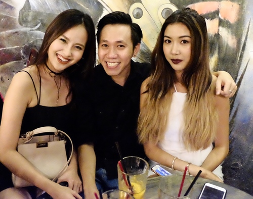 Trấn Thành ăn mặc giản dị, hát đến nửa đêm chúc mừng Anh Đức - 4