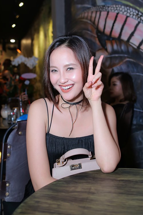 Trấn Thành ăn mặc giản dị, hát đến nửa đêm chúc mừng Anh Đức - 6