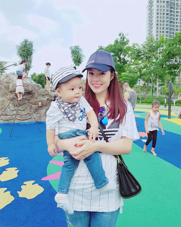 Sao Việt 24h qua: Vừa đến Mỹ, Lam Trường liền quấn quýt bên con gái dù rất mệt mỏi - 5