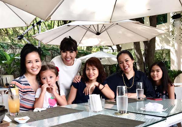 Sao Việt 24h qua: Vừa đến Mỹ, Lam Trường liền quấn quýt bên con gái dù rất mệt mỏi - 4