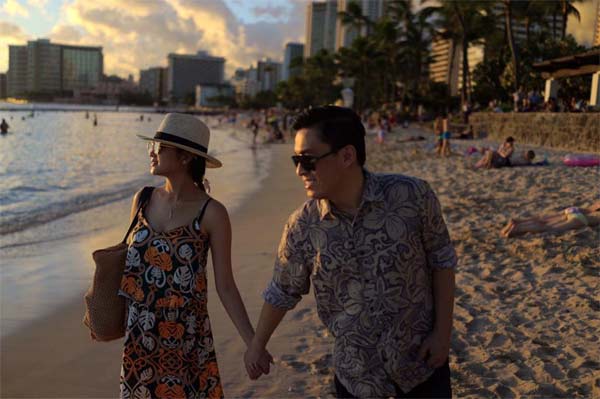 Sao Việt 24h qua: Vừa đến Mỹ, Lam Trường liền quấn quýt bên con gái dù rất mệt mỏi - 2