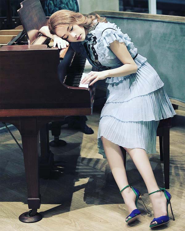 Sao Việt 24h qua: Vừa đến Mỹ, Lam Trường liền quấn quýt bên con gái dù rất mệt mỏi - 10